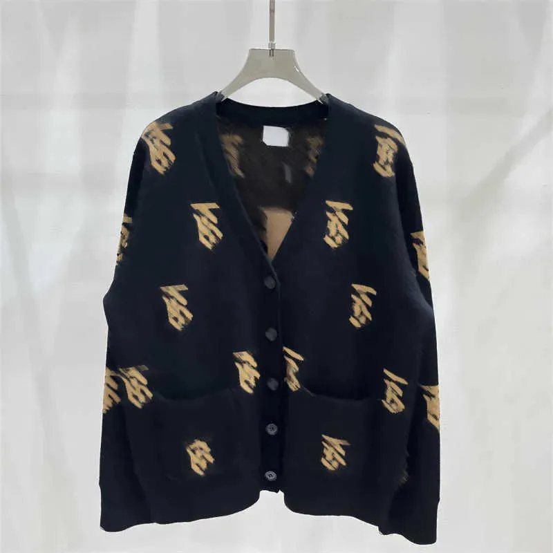 Fashionable Women Cardigan Sweaters Soft Cashmere Knit Tops Button Cardigans Design Green Striped Letter Decoration Fall Designer Personality Sweater