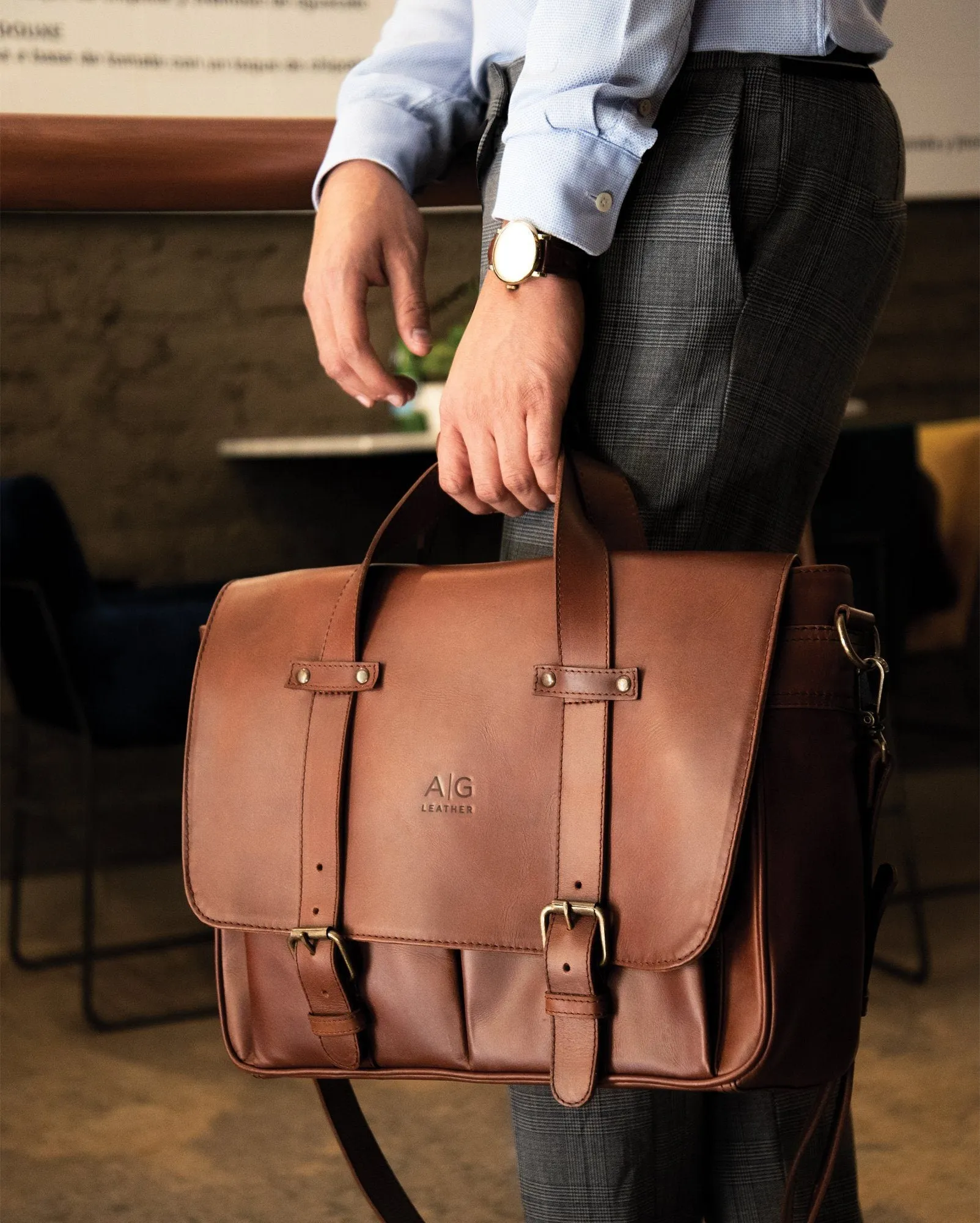 Montana Portfolio XL Briefcase Legal Size in Rustic Brown Leather