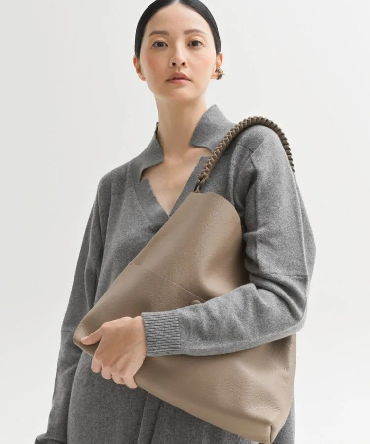 Slim M Tote Grained Leather Taupe