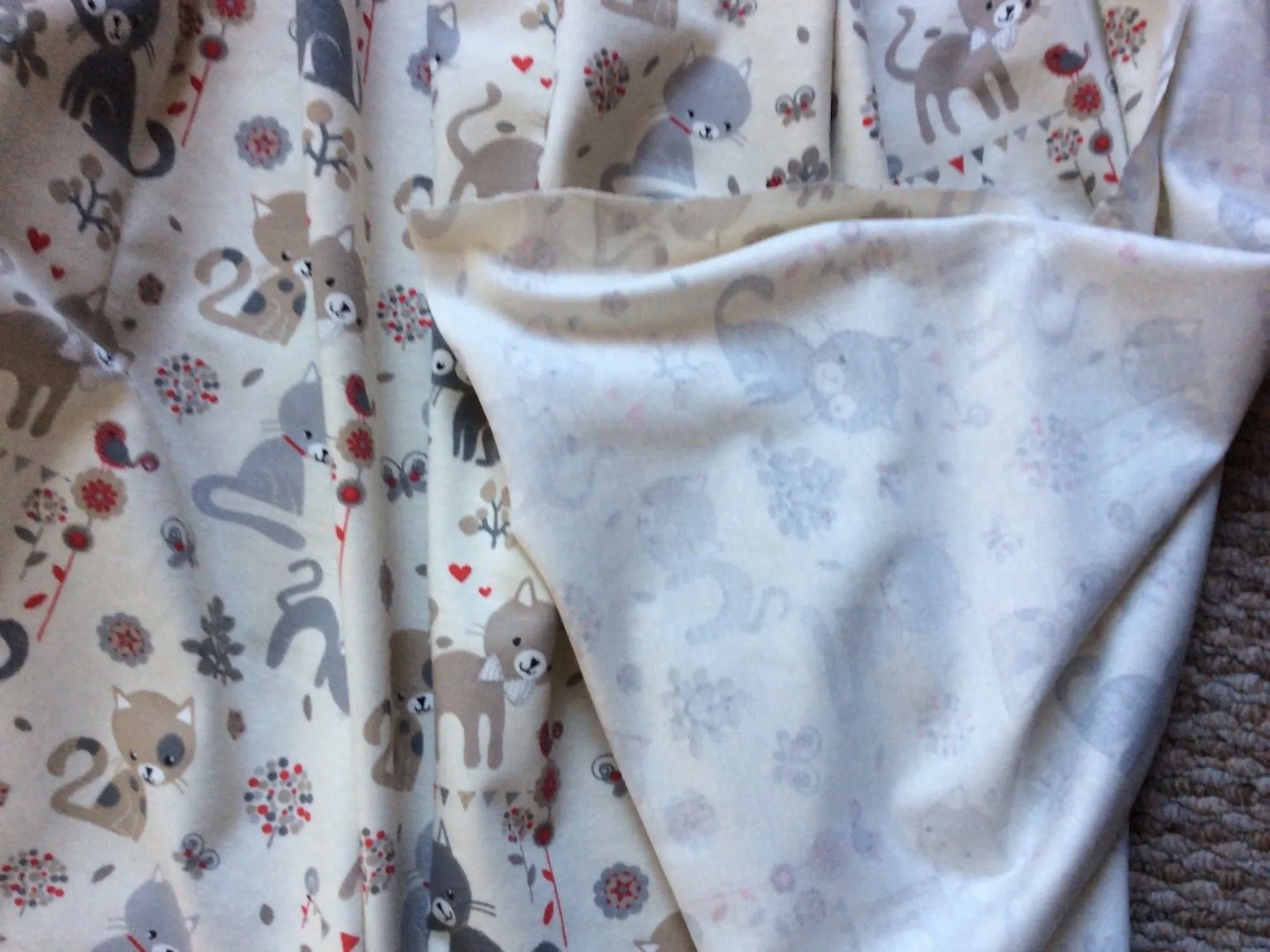 SMALL CATS Patterned  Stretch Jersey - Soft Jersey Fabric - 155 cm - 290gsm