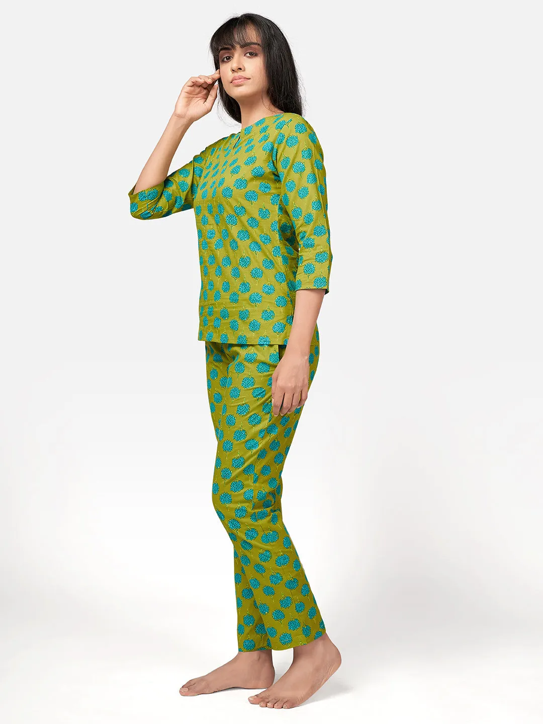 Women'S Floral Print  Cotton Parrot Green Night Suit Set