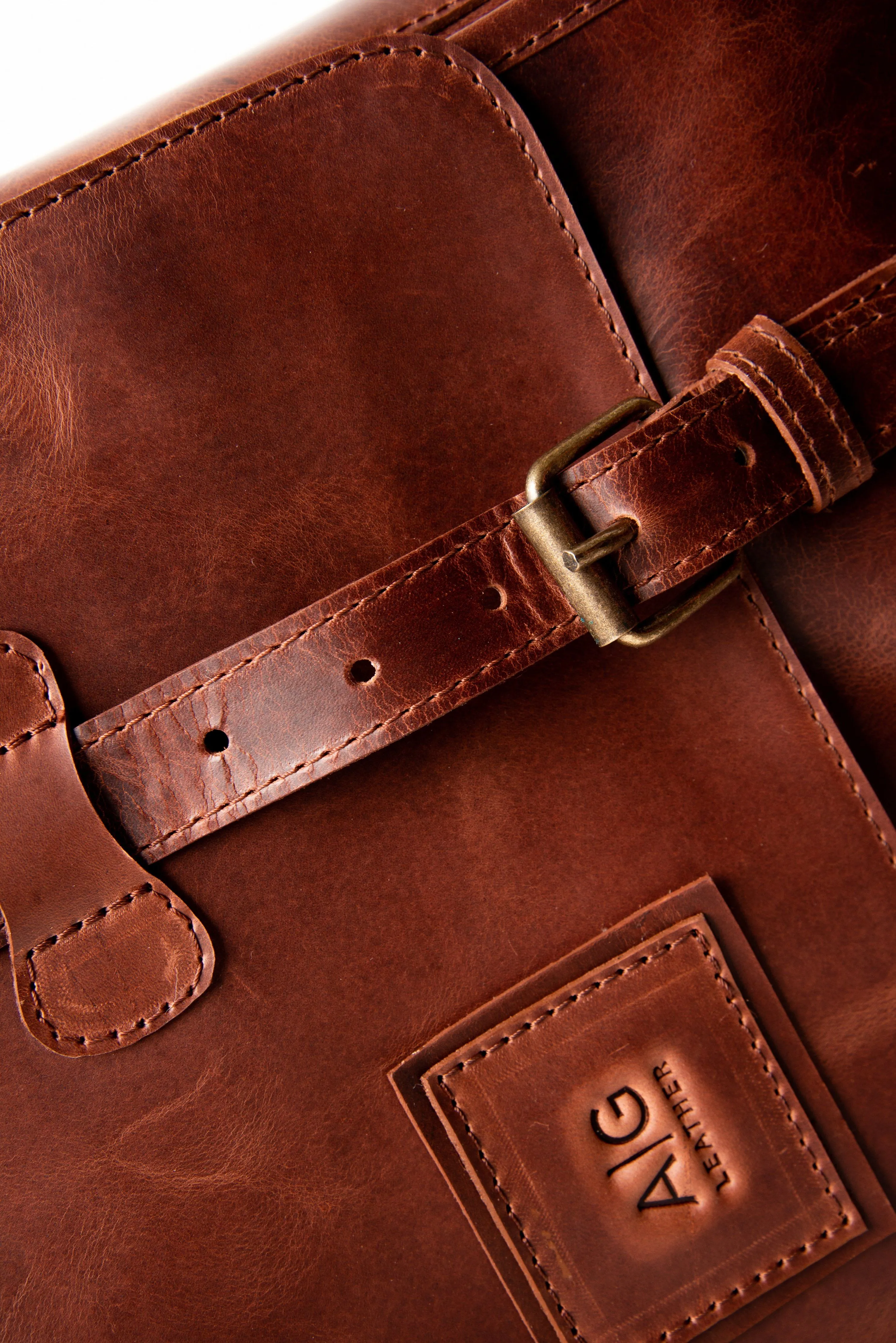 Wyoming Portfolio Briefcase in Rustic Brown Leather